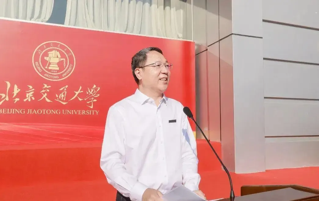 “上了大学就轻松了？”-图片4