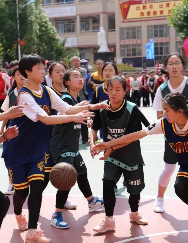 烈火青春丨记宣威五中、五中龙泉学校第四届篮球联赛开幕式-图片10