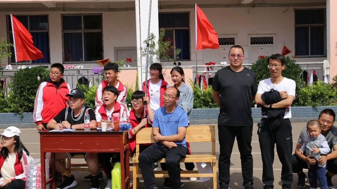 烈火青春丨记宣威五中、五中龙泉学校第四届篮球联赛开幕式-图片11