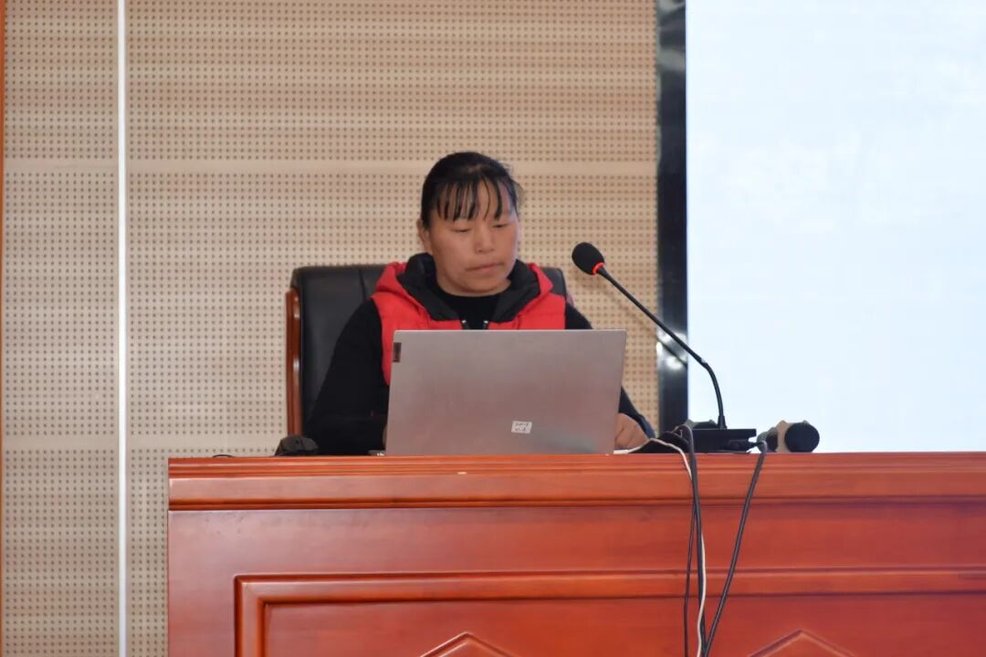 反思把脉明方向，精准施策优管理——宣威六中2026年教师全员培训校内论坛纪实-图片2